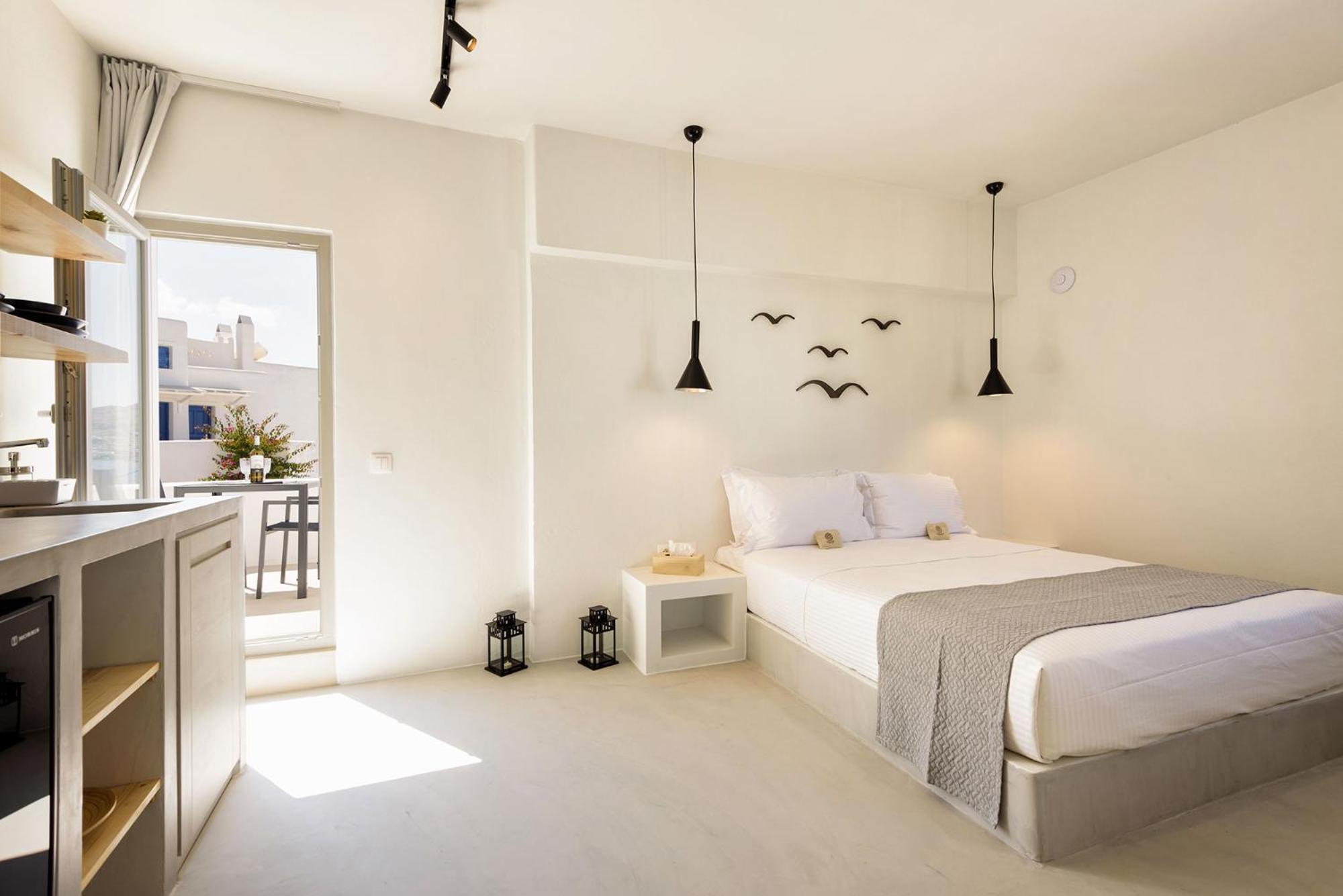 Peven Suites 纳乌萨 外观 照片