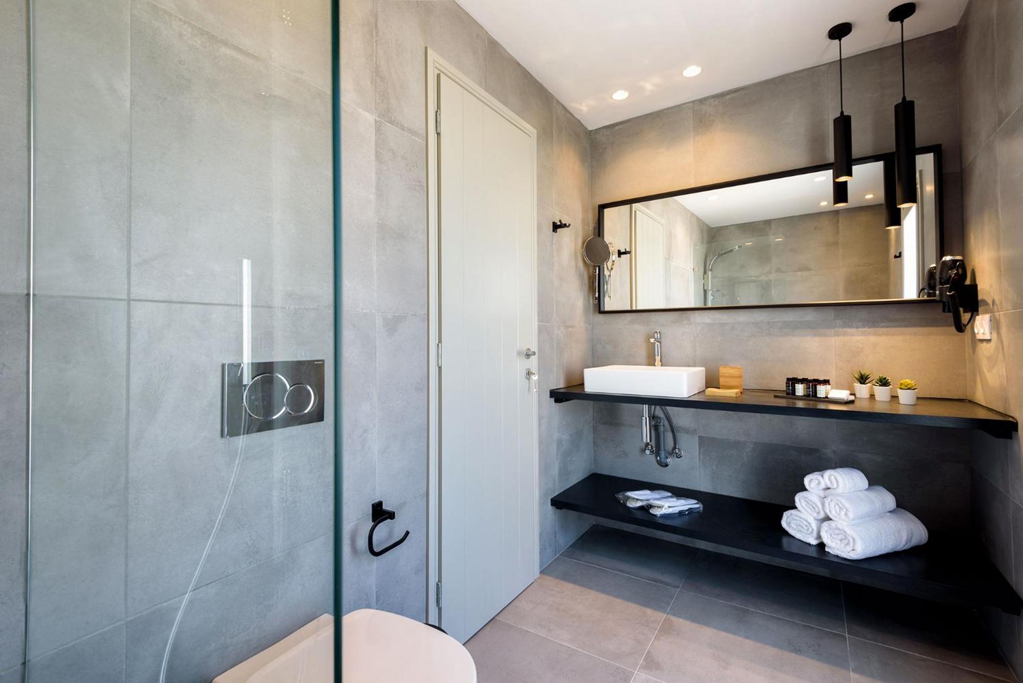 Peven Suites 纳乌萨 外观 照片