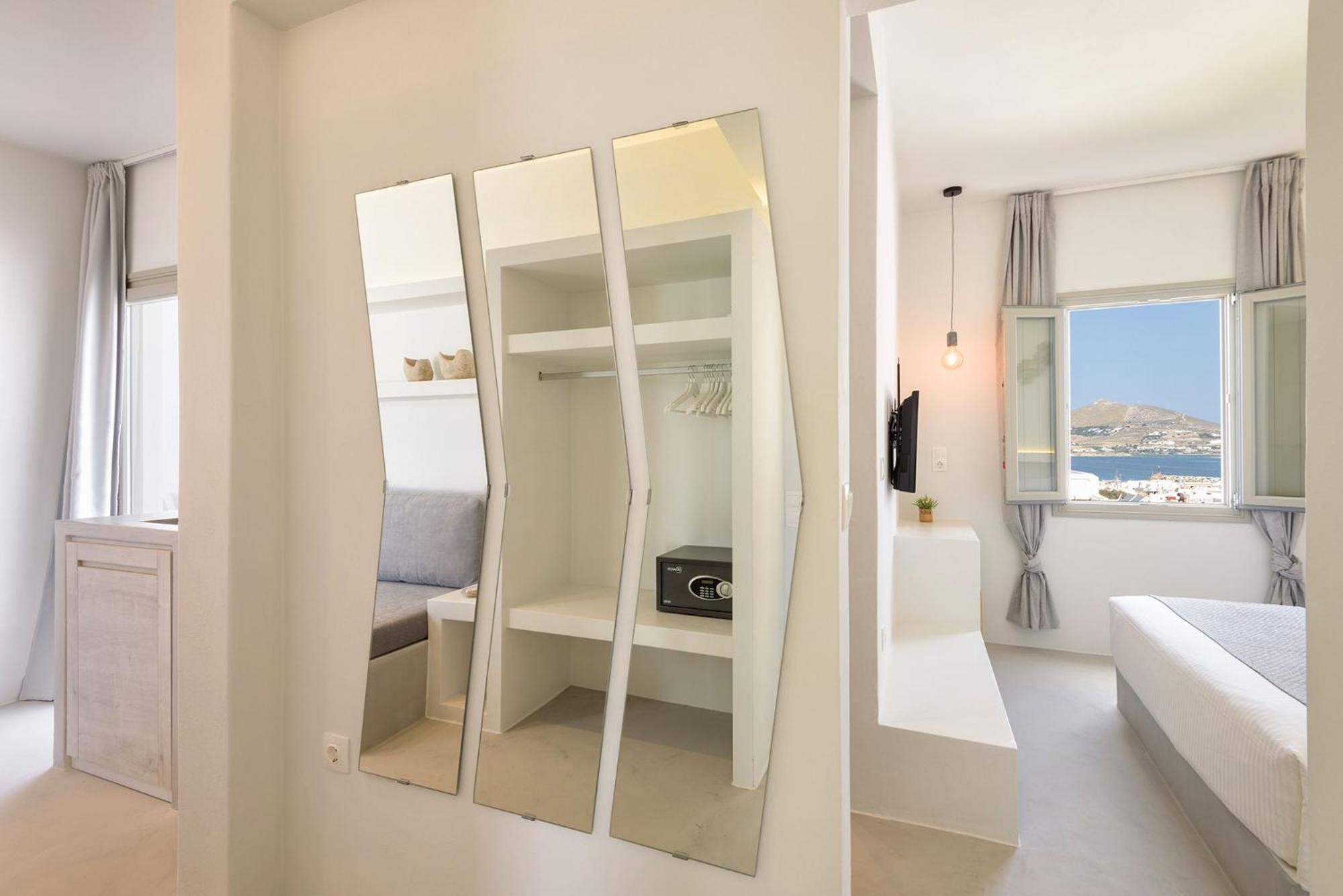 Peven Suites 纳乌萨 外观 照片